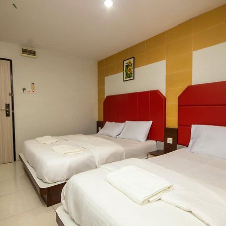 Jq Happy Lumut Hotel Exterior foto