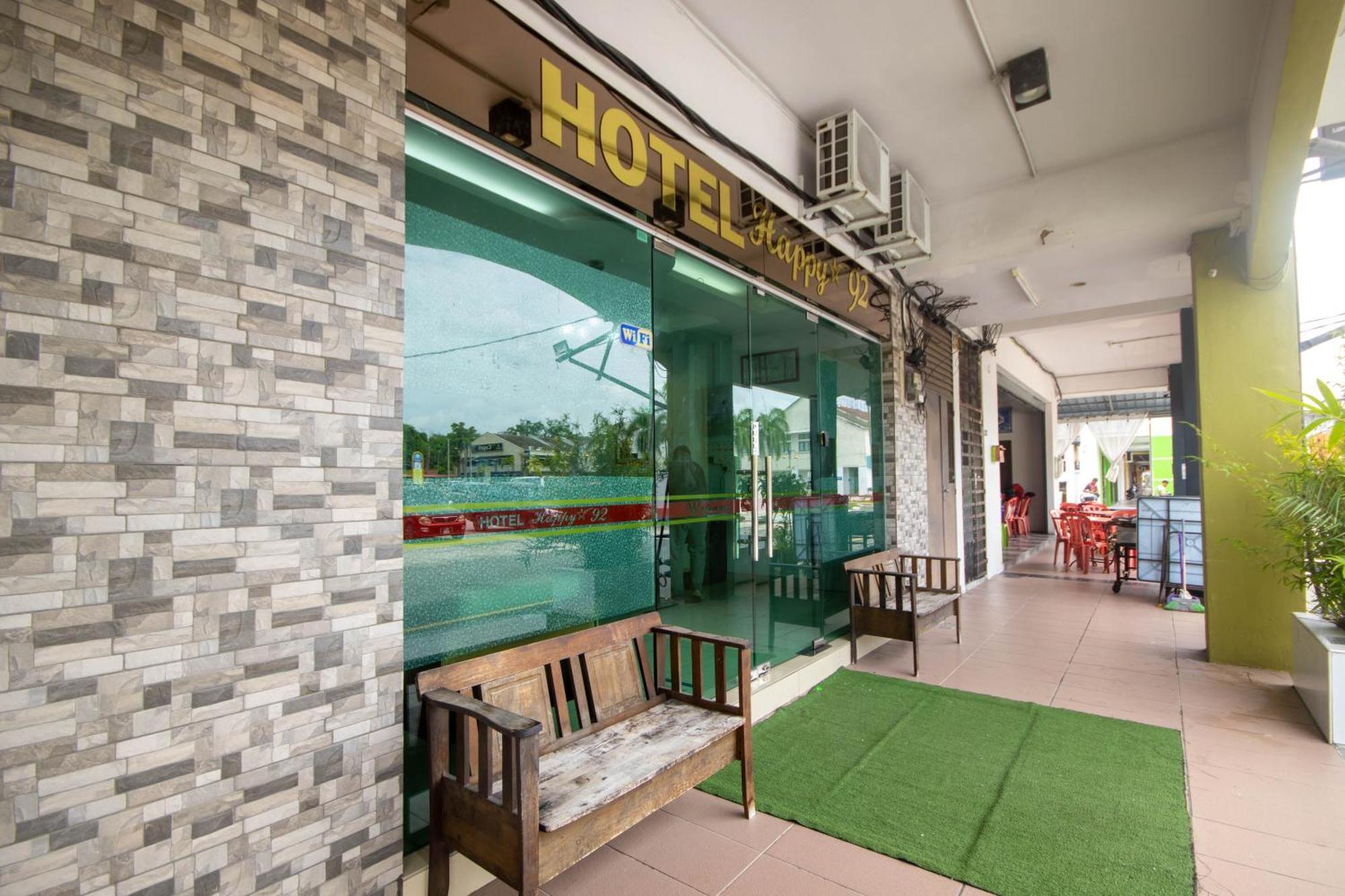 Jq Happy Lumut Hotel Exterior foto